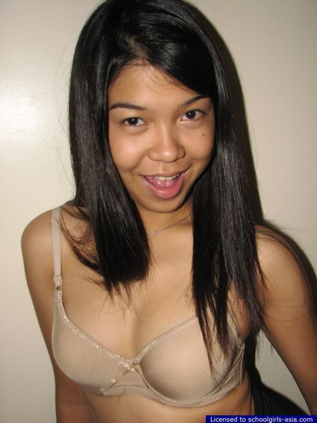 This student drops her panties and spreads to flash her pussy for pocket money