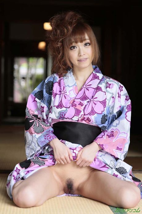 Mikuru Shina Summer Nude: Yukata Sex